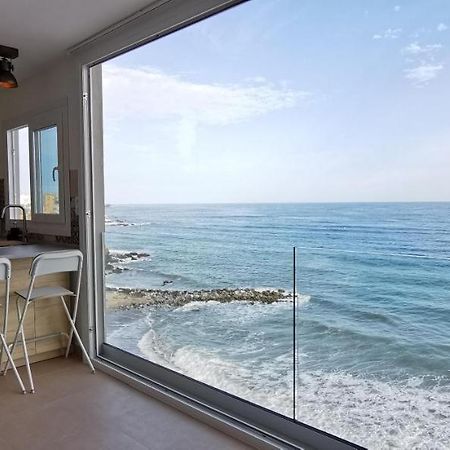 La Perla Cruise Apartment On Private Beach, Modern With Aircon & Wifi Benalmádena Exterior foto
